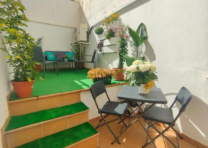 A 5 Min Estacion De Tren- Patio-Parking Y Playa